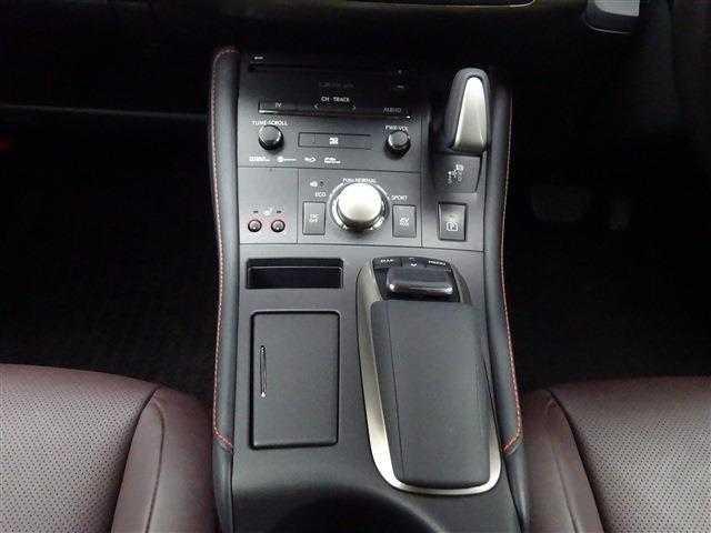 CT CT200h バージョンL 本革パワーシート シートヒーター LEDヘッドライト レーダークルーズコントロール 衝突被害軽減ブレーキ レーンキープ パーキングアシスト ETC バックカメラ(26枚目)