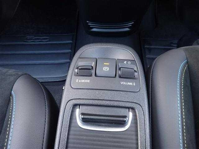 アバルト５００ｅ スコーピオニッシマ　ハッチバック（27枚目）