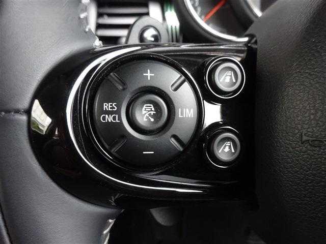 ＭＩＮＩ クーパーＳ　６０イヤーズエディション　衝突被害軽減ブレーキ　オートクルーズコントロール　パーキングアシスト　バックカメラ　アイドリングストップ　ＬＥＤヘッドライト　レザーシート　ＥＴＣ　ナビ（31枚目）