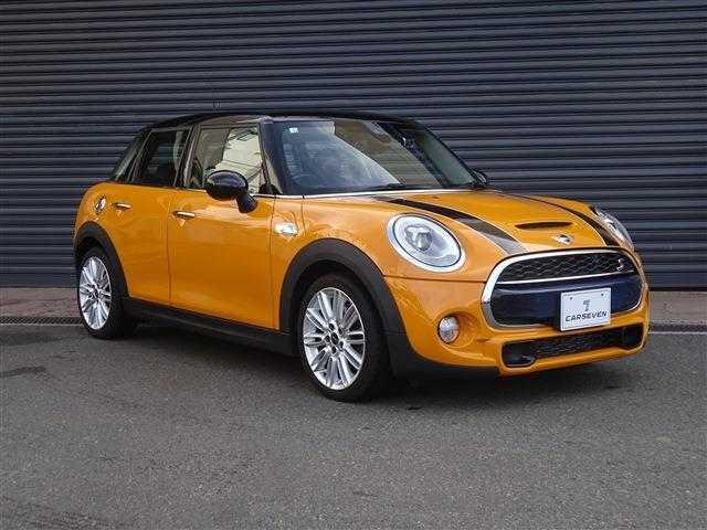 MINI クーパーS 衝突被害軽減ブレーキ オートクルーズコントロール アイドリングストップ LEDヘッドライト ETC ナビ(5枚目)