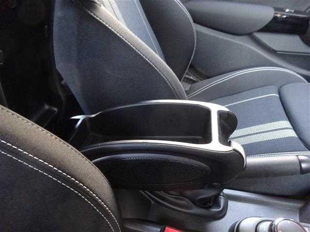 MINI クーパーS 衝突被害軽減ブレーキ オートクルーズコントロール アイドリングストップ LEDヘッドライト ETC ナビ(34枚目)