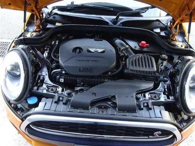MINI クーパーS 衝突被害軽減ブレーキ オートクルーズコントロール アイドリングストップ LEDヘッドライト ETC ナビ(37枚目)