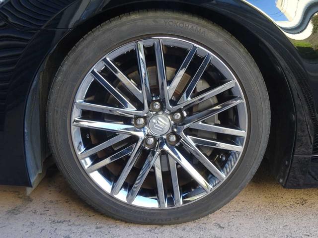 クラウン アスリートＧ　衝突被害軽減ブレーキ　アダプティブクルーズコントロール　レーンキープ　クリアランスソナー　テレビ　ナビ　Ｂｌｕｅｔｏｏｔｈ対応　シートヒーター　シートクーラー　ローダウン　社外マフラー（14枚目）