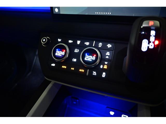 ディフェンダー １１０Ｘ－ダイナミックＳＥ　Ｄ３５０　７人乗　エアサス　コールドクライメートＰ（6枚目）