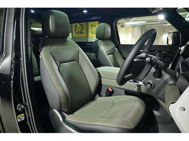 ディフェンダー ９０Ｘ－ダイナミックＨＳＥ　Ｄ３５０　エアサスペンション　ブラックパック　スライディングパノラミックルーフ　デジタルインナーミラー　コールドクライメートパック　マトリックスＬＥＤ　２０インチＡＷ（グロスブラックフィニッシュ）（13枚目）