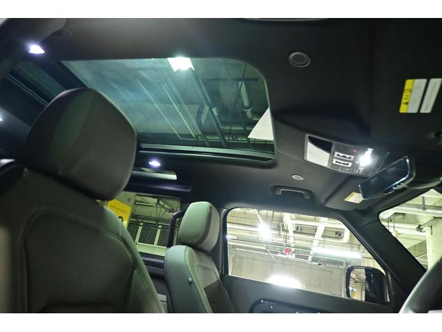 ディフェンダー ９０Ｘ－ダイナミックＨＳＥ　Ｄ３５０　エアサスペンション　ブラックパック　スライディングパノラミックルーフ　デジタルインナーミラー　コールドクライメートパック　マトリックスＬＥＤ　２０インチＡＷ（グロスブラックフィニッシュ）（28枚目）