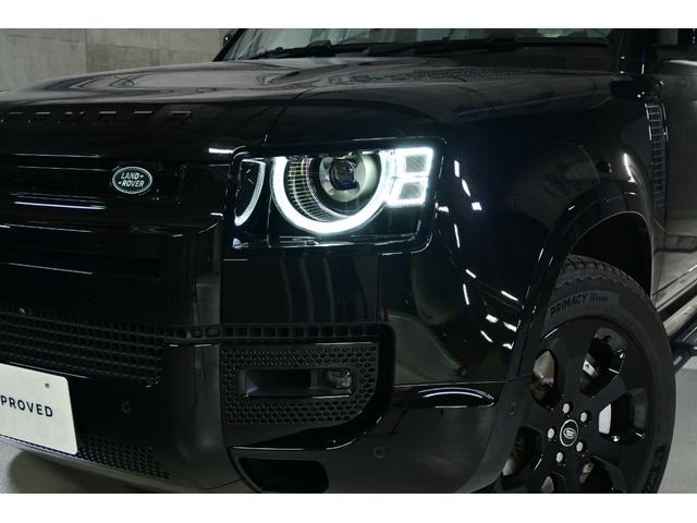 ディフェンダー ９０Ｘ－ダイナミックＨＳＥ　Ｄ３５０　エアサスペンション　ブラックパック　スライディングパノラミックルーフ　デジタルインナーミラー　コールドクライメートパック　マトリックスＬＥＤ　２０インチＡＷ（グロスブラックフィニッシュ）（41枚目）