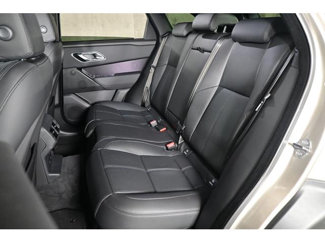 �V�[�g�͍���S�n���悭�݌v����Ă���܂��B�܂�����Ȃ��g�p���͏��Ȃ����ꂢ�ȏ�Ԃ�ۂ��ē��ɂ��Ă���܂��B