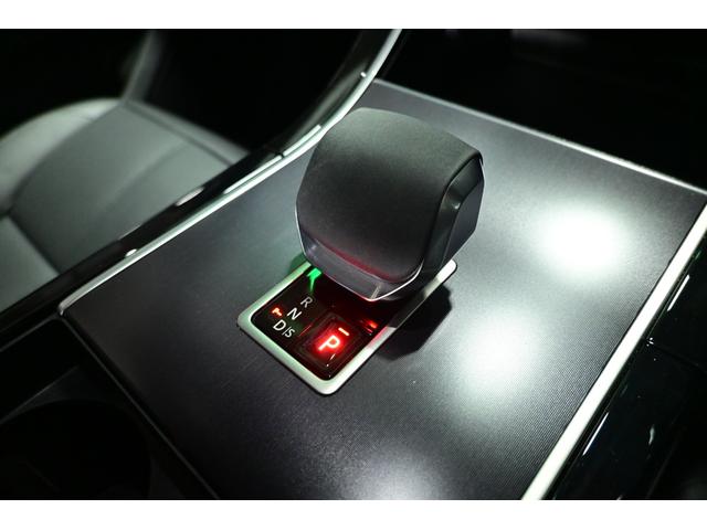 ���X�̉c�Ǝ��Ԃ͂P�O�F�O�O�`�P�W�F�O�O�@���T���͒�x���ƂȂ�܂��B�����Ǒ΍�͊����Ă���܂����A�V���[���[�������q�l���m�̖�������邽�߁A�\�Ȍ��莖�O�̂����X�\������肢�������܂�