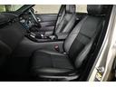 高級感のある内装は、シートの痛みや擦れも少なくご満足いただける事と思います。インテリアコーティングにて、コンディション維持も容易となるご提案も可能でございます。