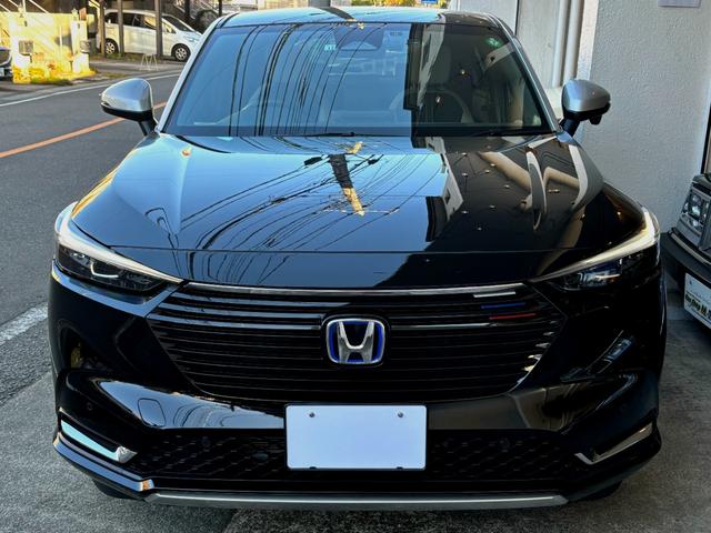 ヴェゼル ｅ：ＨＥＶ　ＰＬａＹ■ワンオーナー■パノラマツートンルーフ■　◎走行５千ｋｍ！■グレージュレザー■センシング■９ｉｎナビ■コネクトディスプレイ■ハンズフリーパワーバックドア■リアベンチレーション■ステアリング＆シートヒータ■ワイヤレス充電器■ブラインドスポット■（2枚目）