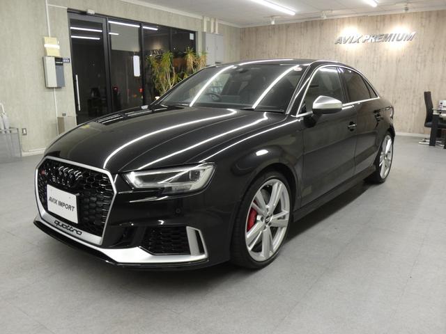 ベースグレード　ＲＳデザイン＆マットアルミニウムスタイリングＰＫＧ　カーボンパネル　ＲＳスポーツ黒革　ＡｕｄｉドライバーＡ　ＡＣＣ　前席シートヒーター　ナビＴＶ　Ｂカメラ　マトリクスＬＥＤ　レッドキャリパー　１９ＡＷ(61枚目)