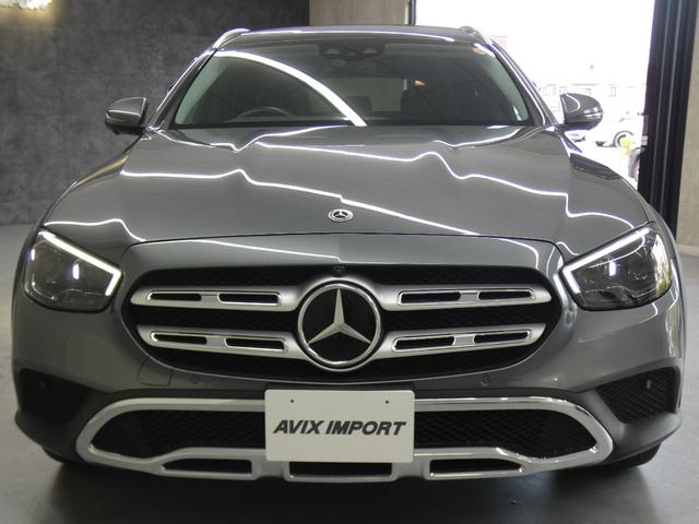 Ｅクラスオールテレイン Ｅ２２０ｄ　４マチック　オールテレイン　エクスクルーシブＰＫＧ　後期型　禁煙　黒革　パノラマＳＲ　ＲＳＰ　ディストロ　ＨＵＤ　ＭＢＵＸ　全周Ｃ　ナビＴＶ　前席ベンチレーター　前後席シートヒーター　Ａカープレイ＆Ａオート　Ｐトランク　１９ＡＷ（3枚目）