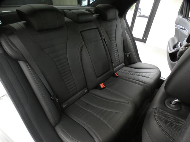 Ｓクラス Ｓ４００ハイブリッド　エクスクルーシブ　ＡＭＧスポーツＰＫＧ　禁煙黒革　パノラマＳＲ　ＲＳＰ　ディストロ　全周Ｃ　前席Ｍ付Ｐシート＆ベンチレータ＆マッサージ　前席シートヒーター　ナビＴＶ　ＦＭＡＭ　Ｐトランク　ＬＥＤライト　ＡＭＧ１９ＡＷ（39枚目）