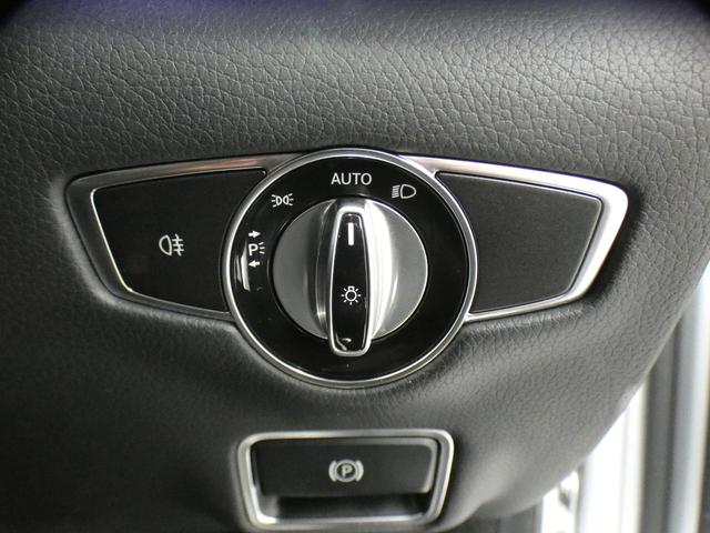 Ｓクラス Ｓ４００ハイブリッド　エクスクルーシブ　ＡＭＧスポーツＰＫＧ　禁煙黒革　パノラマＳＲ　ＲＳＰ　ディストロ　全周Ｃ　前席Ｍ付Ｐシート＆ベンチレータ＆マッサージ　前席シートヒーター　ナビＴＶ　ＦＭＡＭ　Ｐトランク　ＬＥＤライト　ＡＭＧ１９ＡＷ（45枚目）