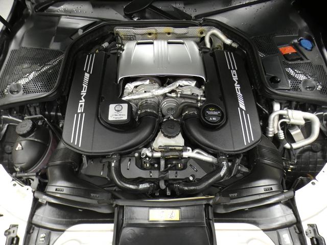 【主要諸元】Ｖ型８気筒ＤＯＨＣツインターボ／３９８２ｃｃ／９ＡＴ／ＦＲ　５１０ｐｓ／７１．４ｋｇ．ｍ　２０００ー４５００ｒｐｍ全長４７７×全幅１８４×全高１４４