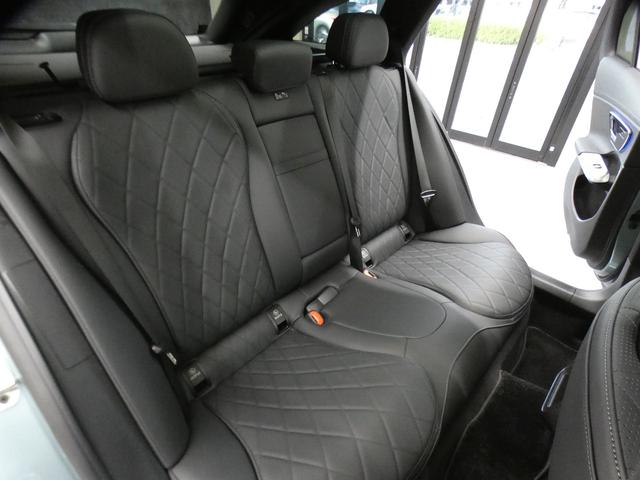 Eクラスステーションワゴン E200ステーションワゴンアバギャルドAMGラインP レザーEXC&デジタルインテリア&アドバンスドPKG 新車保証 現行 禁煙1オナ 黒革 パノラマSR ナビTV 全周C MBUXスーパースクリーン 3Dコックピット 温冷Pシート Dライト 19AW(40枚目)