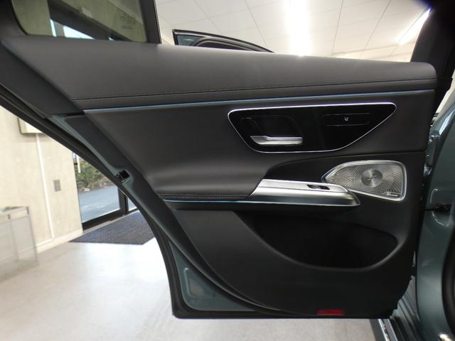 Eクラスステーションワゴン E200ステーションワゴンアバギャルドAMGラインP レザーEXC&デジタルインテリア&アドバンスドPKG 新車保証 現行 禁煙1オナ 黒革 パノラマSR ナビTV 全周C MBUXスーパースクリーン 3Dコックピット 温冷Pシート Dライト 19AW(41枚目)