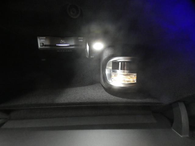 Eクラスステーションワゴン E200ステーションワゴンアバギャルドAMGラインP レザーEXC&デジタルインテリア&アドバンスドPKG 新車保証 現行 禁煙1オナ 黒革 パノラマSR ナビTV 全周C MBUXスーパースクリーン 3Dコックピット 温冷Pシート Dライト 19AW(69枚目)