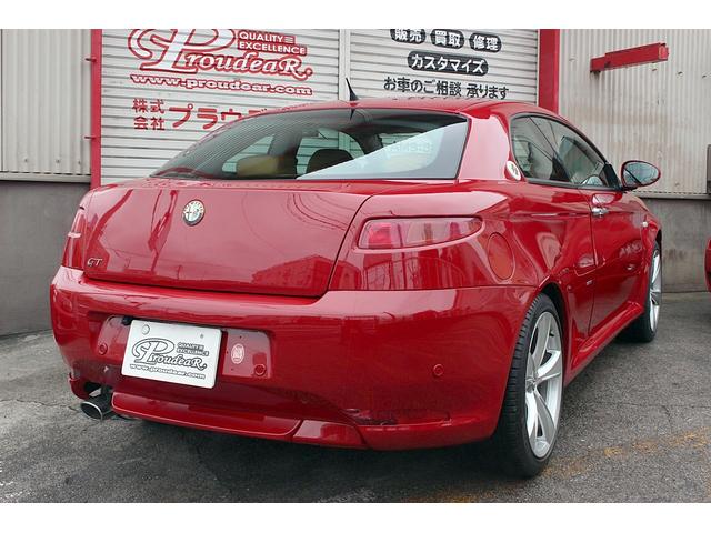 アルファGT クアドリフォリオ ドーロ 60台限定車 タイベル交換済み タンレザーシート 18インチAW キセノンライト パークセンサー 2DINナビ Bカメラ 前後ドラレコ シートヒーター 最終モデル(3枚目)