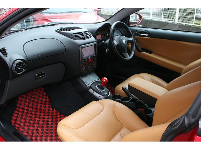 アルファGT クアドリフォリオ ドーロ 60台限定車 タイベル交換済み タンレザーシート 18インチAW キセノンライト パークセンサー 2DINナビ Bカメラ 前後ドラレコ シートヒーター 最終モデル(20枚目)