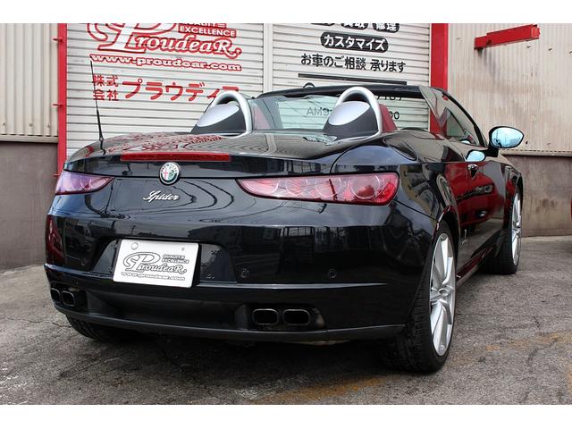 アルファスパイダー 3.2 JTS Q4 Qトロ ディスティンク V6EG アイシン6速AT 4WD キセノン TI用19AW ブレンボキャリパー レッドフラウレザーシート パワーシート パドルシフト 2DINナビ パークセンサー(3枚目)