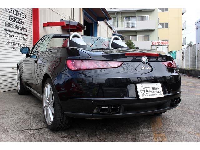 アルファスパイダー 3.2 JTS Q4 Qトロ ディスティンク V6EG アイシン6速AT 4WD キセノン TI用19AW ブレンボキャリパー レッドフラウレザーシート パワーシート パドルシフト 2DINナビ パークセンサー(10枚目)