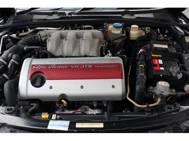 アルファスパイダー 3.2 JTS Q4 Qトロ ディスティンク V6EG アイシン6速AT 4WD キセノン TI用19AW ブレンボキャリパー レッドフラウレザーシート パワーシート パドルシフト 2DINナビ パークセンサー(31枚目)