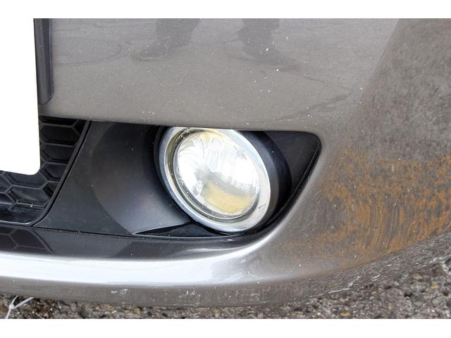 アルファ159 1750TBI 新車並行 1750ターボ 左6速MT TIパッケージ キセノン スポーツサス 19インチAW サイドスカート パークセンサー スポーツシート アルミコンソール 2DINナビ Bカメラ クルコン(9枚目)