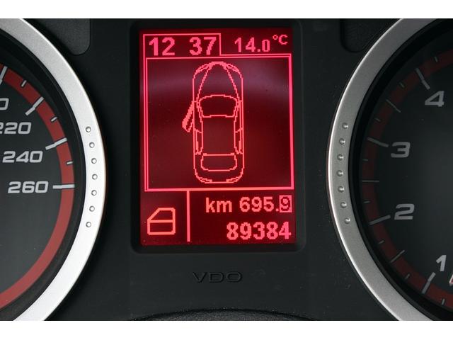 アルファ159 1750TBI 新車並行 1750ターボ 左6速MT TIパッケージ キセノン スポーツサス 19インチAW サイドスカート パークセンサー スポーツシート アルミコンソール 2DINナビ Bカメラ クルコン(26枚目)