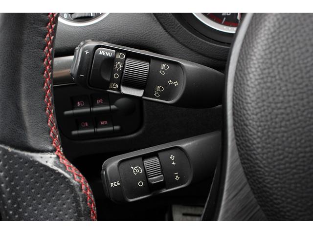 アルファ159 1750TBI 新車並行 1750ターボ 左6速MT TIパッケージ キセノン スポーツサス 19インチAW サイドスカート パークセンサー スポーツシート アルミコンソール 2DINナビ Bカメラ クルコン(28枚目)