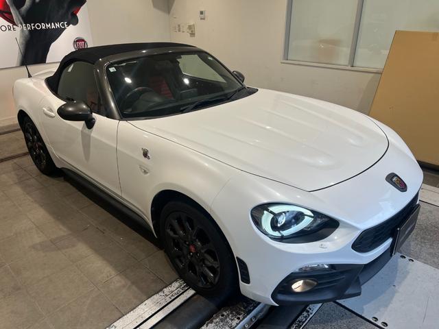 アバルト１２４ スパイダー ベースグレード　ワンオーナー車　ＥＴＣ付き　ビルシュタインショックアブソーバー　シートヒーター付き　フルセグＴＶ　純正ナビゲーション　ＬＥＤヘッドライト　スポーツレザーシート（12枚目）