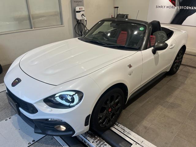 アバルト１２４ スパイダー ベースグレード　ワンオーナー車　ＥＴＣ付き　ビルシュタインショックアブソーバー　シートヒーター付き　フルセグＴＶ　純正ナビゲーション　ＬＥＤヘッドライト　スポーツレザーシート（13枚目）