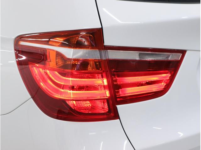 Ｘ３ ｘＤｒｉｖｅ　２０ｄ　メモリーＰシート　タッチレスＰゲート　ナビ３６０°カメラ走行中ＴＶ　衝突軽減　レーンキープ　コンフォートアクセス　ＰＤＣ　１７ＡＷ　デイライト付アダプティブＨＩＤライト　ＬＥＤフォグ　８速ＡＴ　後期型（38枚目）