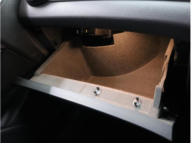 CLAクラス シューティングブレーク CLA180 シューティングブレーク スポーツ 後期 AMGスタイリングP タッチレスPゲート 180°Bカメ カープレイ 前後ドラレコ キーレスゴー 衝突軽減 自動追従 ブラインドスポット AMG18AW HID PTS 半革/ヒータ ナビTV(56枚目)