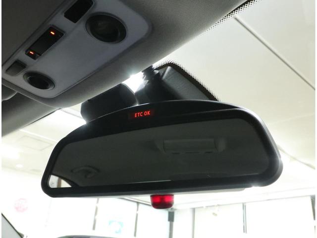 320i 後期型 直噴エンジン 電動パワステ 記録簿10枚 コンフォートアクセス HDDナビ/地デジTV(走行制限解除)/DVD/MSV/AUX HIDライト LEDウインカー メモリー付Pシート 純正16AW(21枚目)