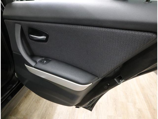 320i 後期型 直噴エンジン 電動パワステ 記録簿10枚 コンフォートアクセス HDDナビ/地デジTV(走行制限解除)/DVD/MSV/AUX HIDライト LEDウインカー メモリー付Pシート 純正16AW(73枚目)