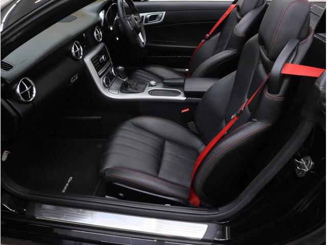 ＳＬＫ ＳＬＫ２００　ＡＭＧスタイリングＰ　ＡＭＧ１８ＡＷ　マジックスカイコントロールパノラミックバリオルーフ　キーレスゴー　黒革メモリーＰシート／ヒータ　ナビＢカメＴＶ　リモコンＯＰＥＮキット　衝突軽減　ＡＣＣ　ドラレコ（68枚目）