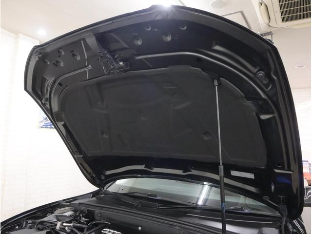 Ａ５スポーツバック ２．０ＴＦＳＩクワトロ　メッキモール曇りなし　黒革スポーツＰシート／ヒーター　ナビ／Ｂカメ／ＴＶ／Ｂｌｕｅｔｏｏｔｈ　純正ドラレコ　１８ＡＷ　ＬＥＤスモールライト付ＨＩＤライト　アドバンストキー　前後パーキングエイド　禁煙車（26枚目）