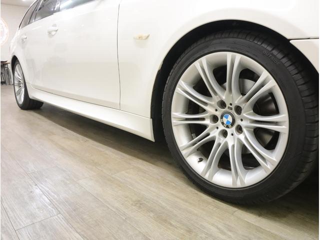 5シリーズ 525iツーリング Mスポーツパッケージ 天井張替済 半革スポーツ・メモリーPシート コンフォートアクセス 記録14枚 前後ドラレコ 純正ナビ Bカメ&ミラーモニター M18インチAW アクティブステア プッシュスタート アダプティブHID(39枚目)