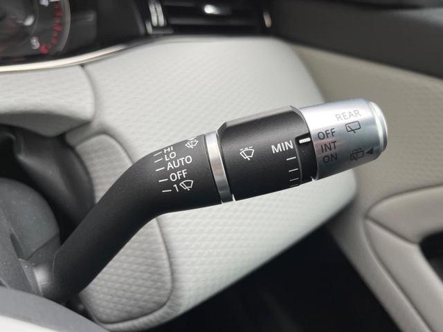 R-ダイナミック S D200 認定中古車 パワーテールゲート パワーシート 前席シートヒーター 360°サラウンドカメラ アダプティブクルーズコントロール パドルシフト プレミアムLEDヘッド 純正20インチホイール ETC2.0(37枚目)