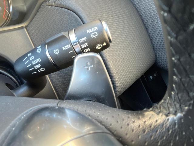 R ダイナミック 180PS 認定中古車 アダプティブクルーズコントロール パドルシフト 純正18インチホイール LEDヘッドライト 360°サラウンドカメラ キーレスエントリー ETC2.0(7枚目)