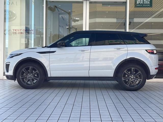 レンジローバーイヴォーク ランドマークエディション　認定中古車　コントラストルーフ　ＭＥＲＩＤＩＡＮサウンド　フロントシートヒーター　パワーテールゲート　純正１９インチＡＷ　固定式パノラミックルーフ　テレインレスポンス　キーレスエントリー　ＥＴＣ（20枚目）