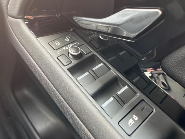レンジローバーイヴォーク Ｒ－ダイナミック　Ｓ　認定中古車　クリアサイトインテリアリアビューミラー　ステアリングパドルシフト　インタラクティブドライバーズディスプレイ　フロントシートヒーター　パワーテールゲート　アダプティブクルーズコントロール（64枚目）