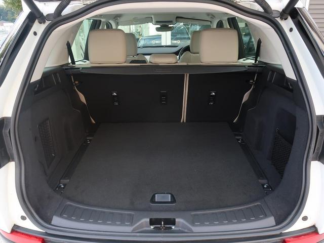 ディスカバリースポーツ ＳＥ　Ｄ２００　認定中古車　ＭＥＲＩＤＩＡＮ　パワーテールゲート　メモリ機能付きパワーシート　アップルカープレイ　３Ｄサラウンドカメラ　アダプティブクルーズコントロール　テレインレスポンス　アルミホイール　キーレス（10枚目）