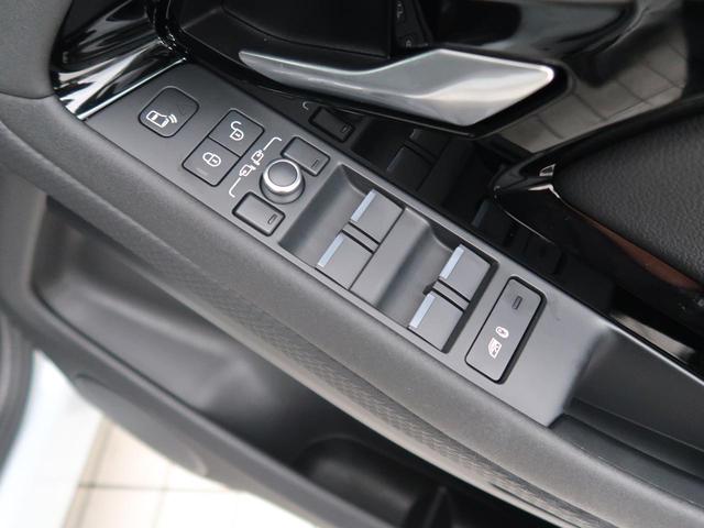 レンジローバーイヴォーク Ｒ－ダイナミック　Ｓ　認定中古車　シートヒーター　ステアリングパドルシフト　パワーテールゲート　パワーシート　アップルカープレイ　パークアシスト　アダプティブクルーズコントロール　全周囲カメラ　アルミホイール　キーレス（37枚目）