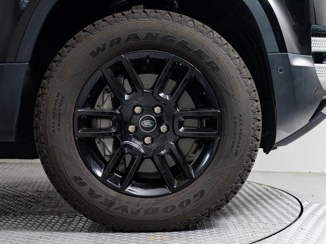 ディフェンダー 110S D300 認定中古車 パノラミックルーフ 衝突軽減 全席シートヒーター 純正19インチAW ブラックパック ワンオーナー サイドステップ アップルカープレイ 全周囲カメラ セミパワーシート ナビ(10枚目)