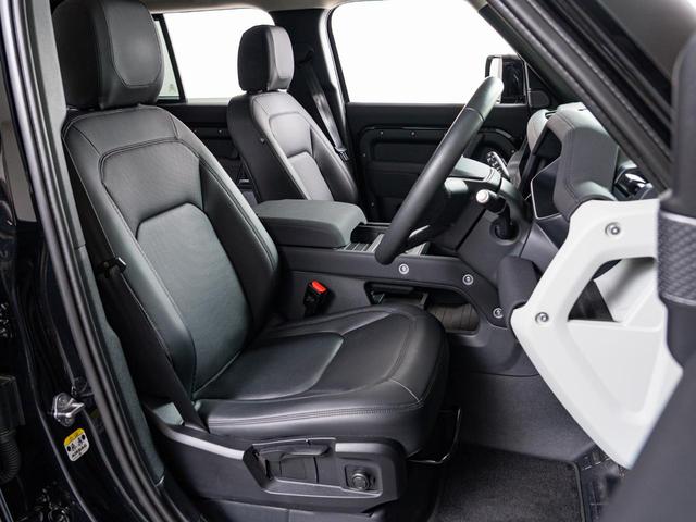 ディフェンダー 110S D300 認定中古車 パノラミックルーフ 衝突軽減 全席シートヒーター 純正19インチAW ブラックパック ワンオーナー サイドステップ アップルカープレイ 全周囲カメラ セミパワーシート ナビ(14枚目)