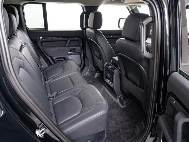 ディフェンダー 110S D300 認定中古車 パノラミックルーフ 衝突軽減 全席シートヒーター 純正19インチAW ブラックパック ワンオーナー サイドステップ アップルカープレイ 全周囲カメラ セミパワーシート ナビ(56枚目)