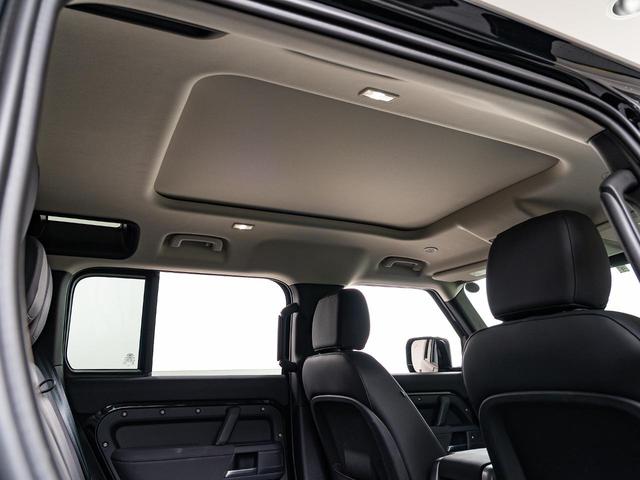 ディフェンダー 110S D300 認定中古車 パノラミックルーフ 衝突軽減 全席シートヒーター 純正19インチAW ブラックパック ワンオーナー サイドステップ アップルカープレイ 全周囲カメラ セミパワーシート ナビ(57枚目)